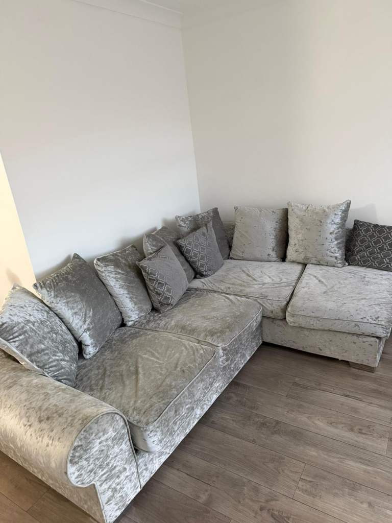 House  clearance £350 for everything in pictures 