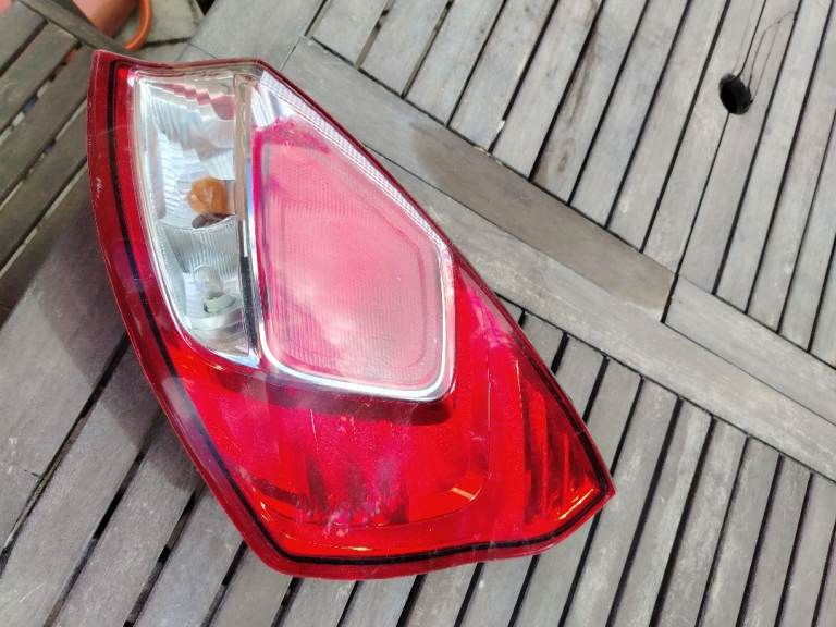 Fiesta Mk7 / 7.5 rear drivers o/s side light cluster