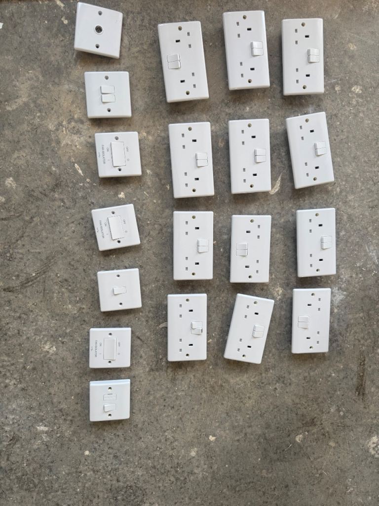 Job Lot of White Electrical Sockets and Switches – Good Condition