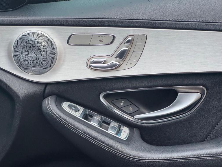 2015 Mercedes-Benz C Class 2.1 C220d AMG Line (Premium Plus) 7G-Tronic+ Euro 6 (s/s) 4dr SALOON D...