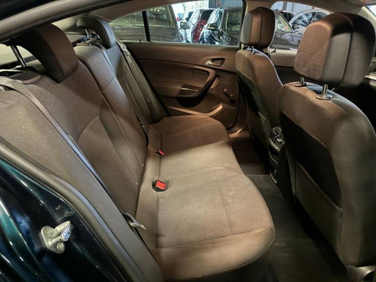 2015 Vauxhall Insignia 2.0 CDTi [140] ecoFLEX Design 5dr [Start Stop] HATCHBACK DIESEL Manual