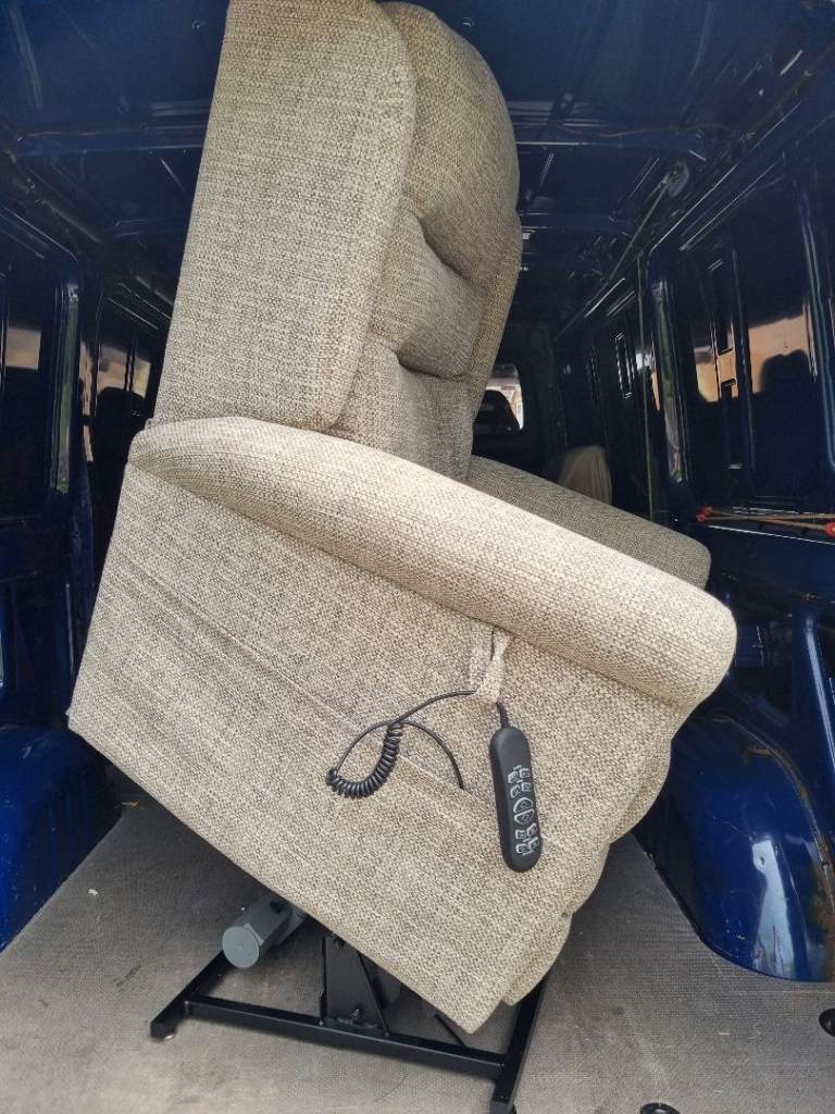 Cosi Chairs,Riser Recliner,Lift and Rise Chair,Quad Motors,Head+Lumber,Delivery
