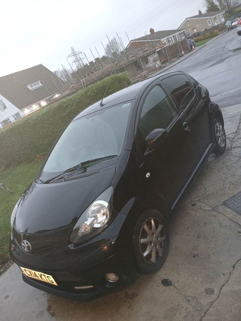 Toyota, AYGO, Hatchback, 2014, Manual, 998 (cc), 5 doors