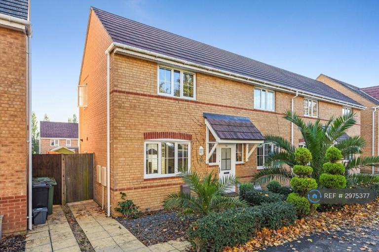 1 bedroom in Jubilee Avenue, Portsmouth, PO6 (#2975377)