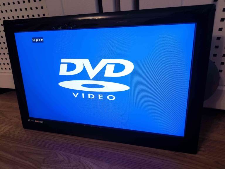 19" TV DVD Combo HDMI USB Freeview