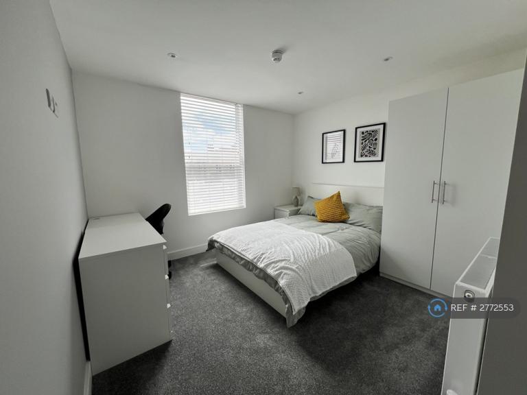 1 bedroom in Portsmouth, Portsmouth, PO2 (#2772553)