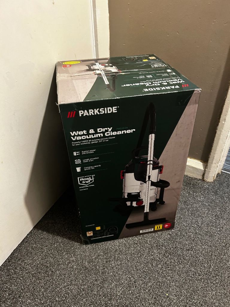 Wet/Dry Vacuum Cleaner