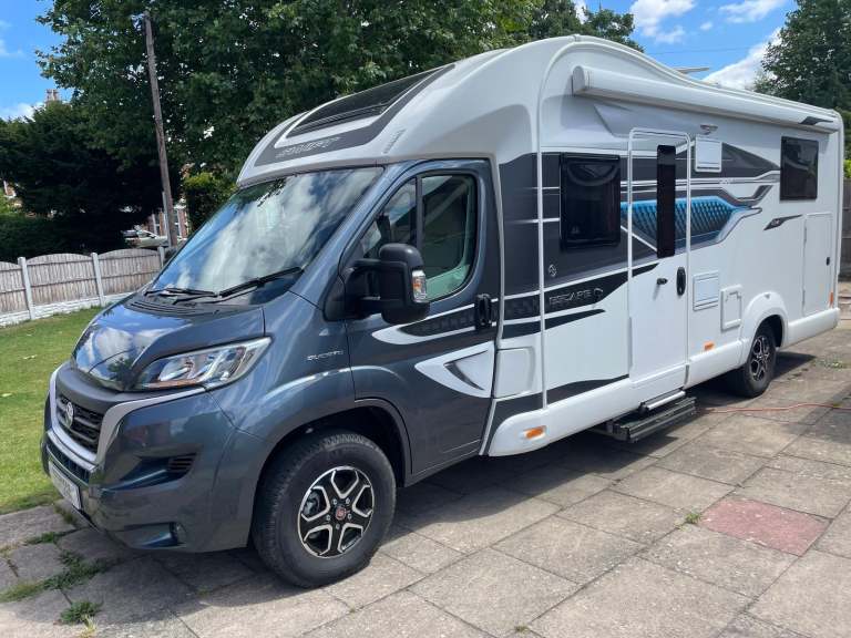 Swift Escape 694-Low Mileage-Wheelchair Adapted-Full Shower Wet Room-Automatic