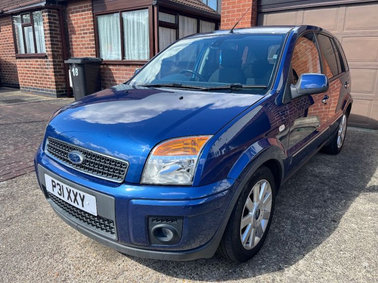 Ford FusionX Titanium 1.6 Automatic 
