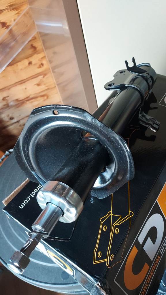 Nissan Xtrail front right shock