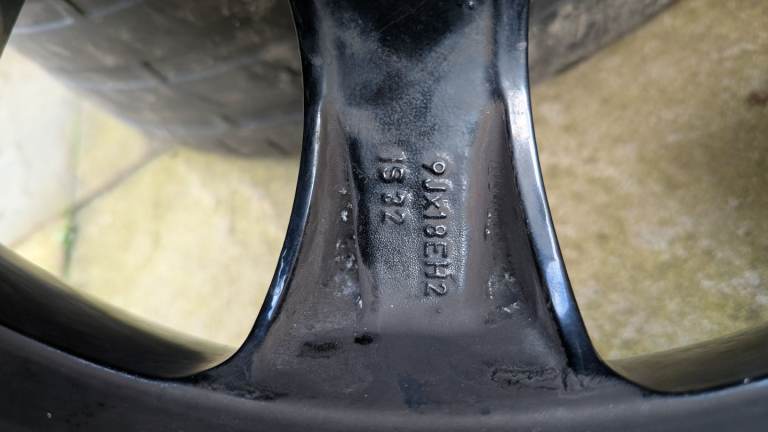 BMW staggered style 124 alloys