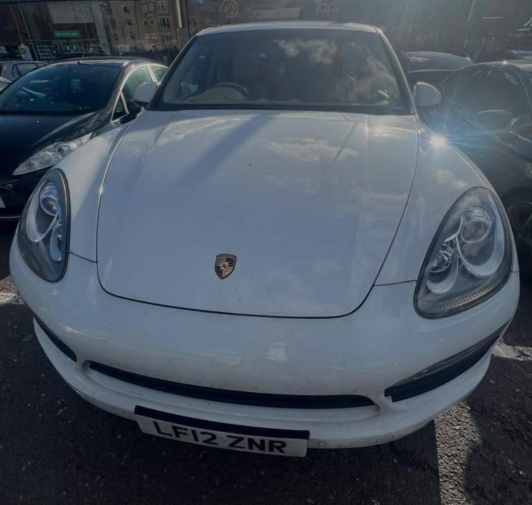 Porsche, CAYENNE, Estate, 2012, Semi-Auto, 2995 (cc), 5 doors
