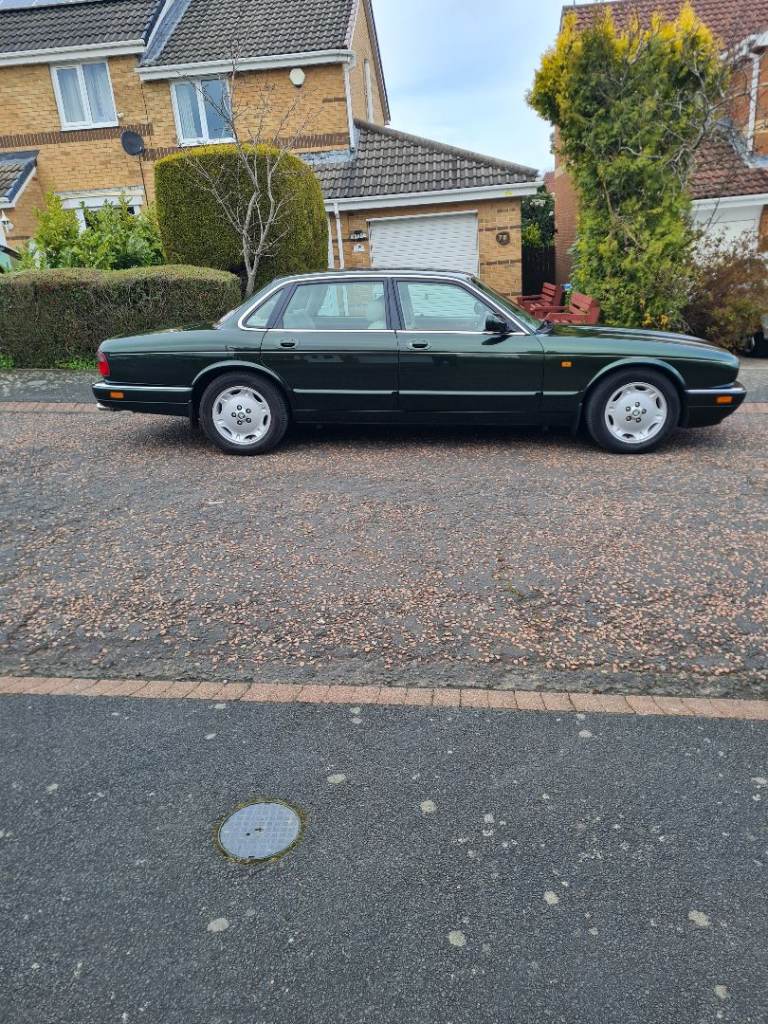 Jaguar X300 XJ6 Executive.Superb Origional Condition.
