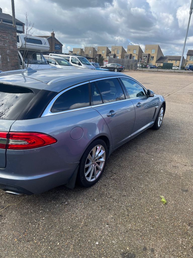 Jaguar XF luxury sportbrake automatic 