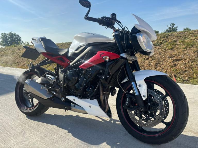 Triumph Street Triple 675R