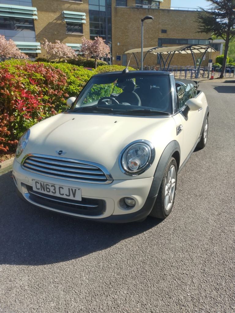 Mini, CONVERTIBLE, Convertible, 2013, Manual, 1598 (cc), 2 doors