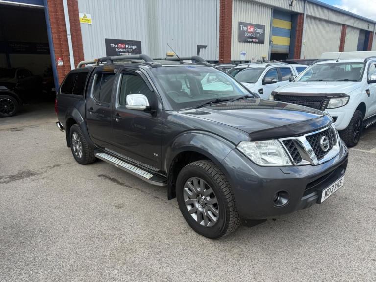 2013 Nissan Navara Double Cab Pick Up Outlaw 3.0dCi V6 231 4WD Auto PICK UP DIESEL Automatic