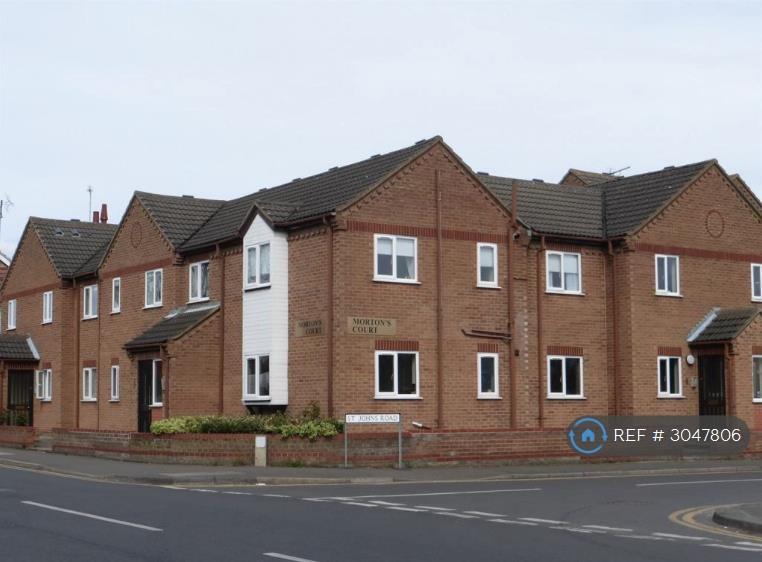 2 bedroom flat in Station Road, March, PE15 (2 bed) (#3047806)