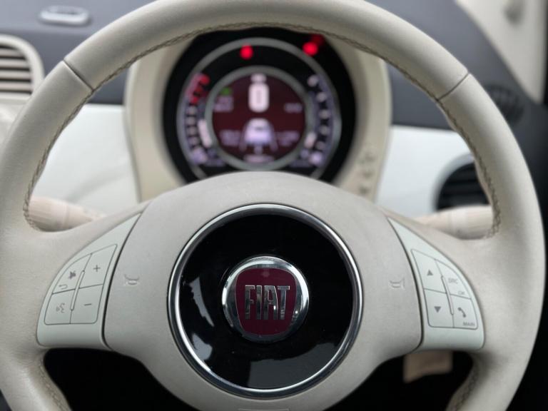 2014 Fiat 500 1.2 8V Cult Euro 6 (s/s) 3dr HATCHBACK Petrol Manual