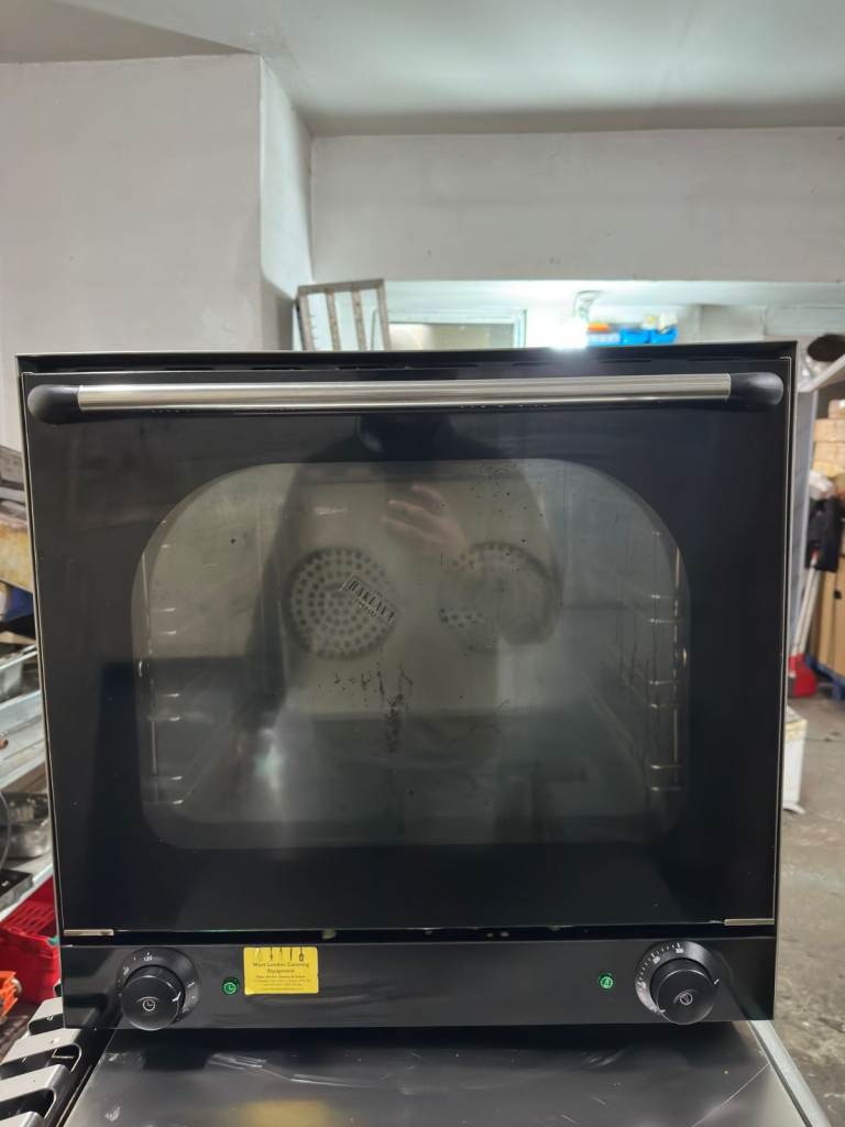 Countertop Comemrcial Convection Oven - 62 Litres with Enamelled Chamber