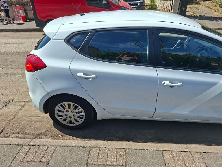 Kia, CEED, Hatchback, 2014, Manual, 1396 (cc), 5 doors
