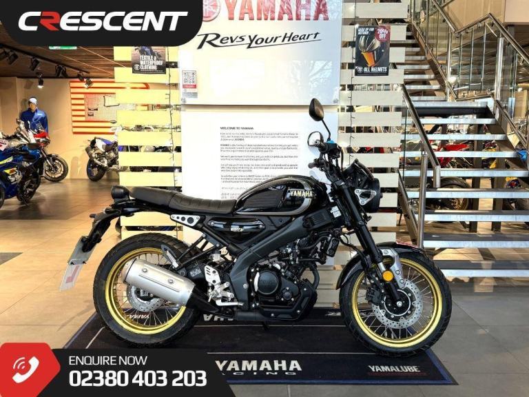 image for YAMAHA XSR125 LEGACY 2023 3088 MILES , ONE OWNER FSH PLUS EXTRAS