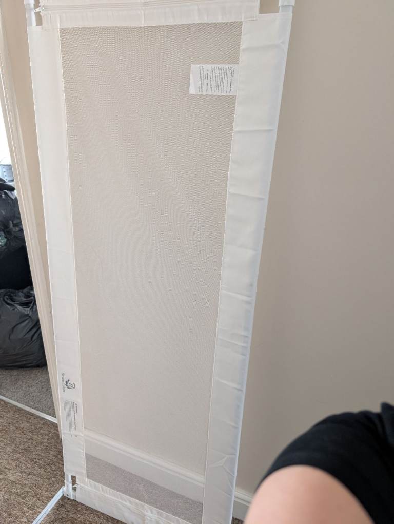 Free bed guard