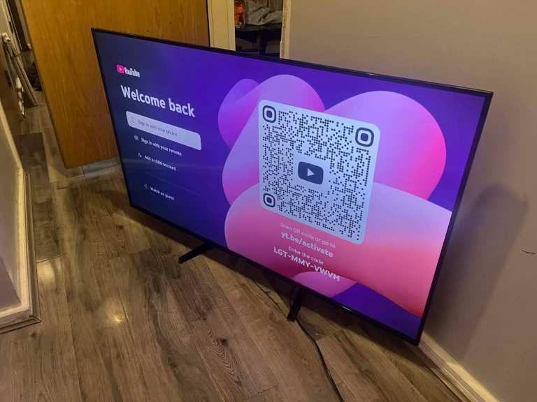 Ex display 55 inch Polaroid 4 k uhd smart tv with wi fi immacuate like new RRP £329 