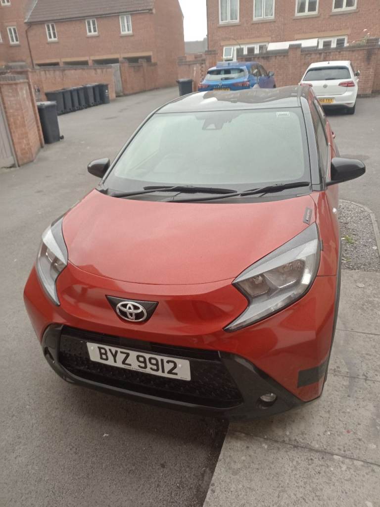 Toyota, AYGO X, Hatchback, 2023, Manual, 998 (cc), 5 doors