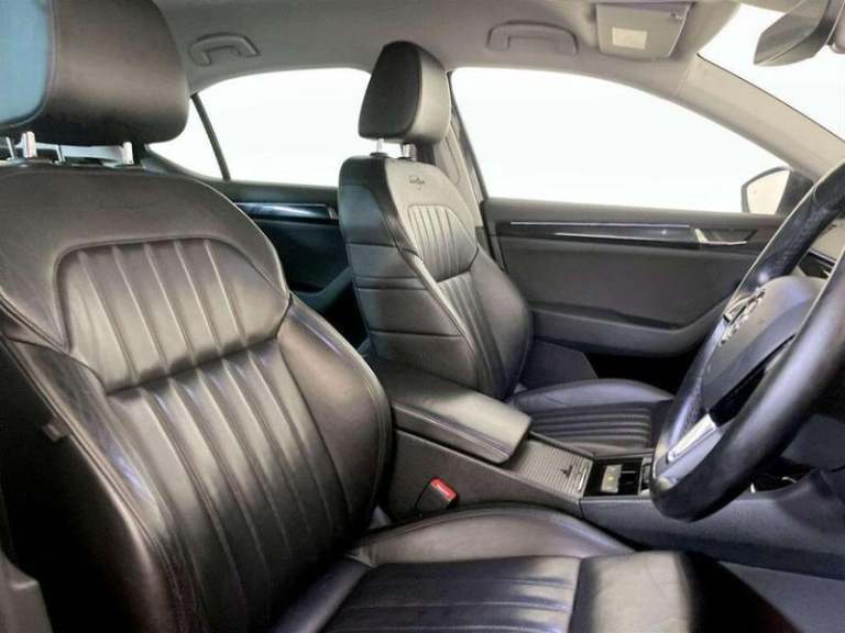 2017 Skoda Superb 2.0 TDI Laurin &amp; Klement DSG Euro 6 (s/s) 5dr Automatic Hatchback Diesel Au...