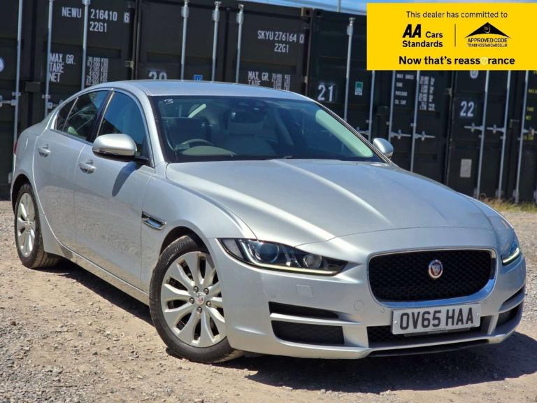 2015 Jaguar XE 2.0d Portfolio Saloon 4dr Diesel Auto Euro 6 (s/s) (163 ps) Saloon Diesel Automatic