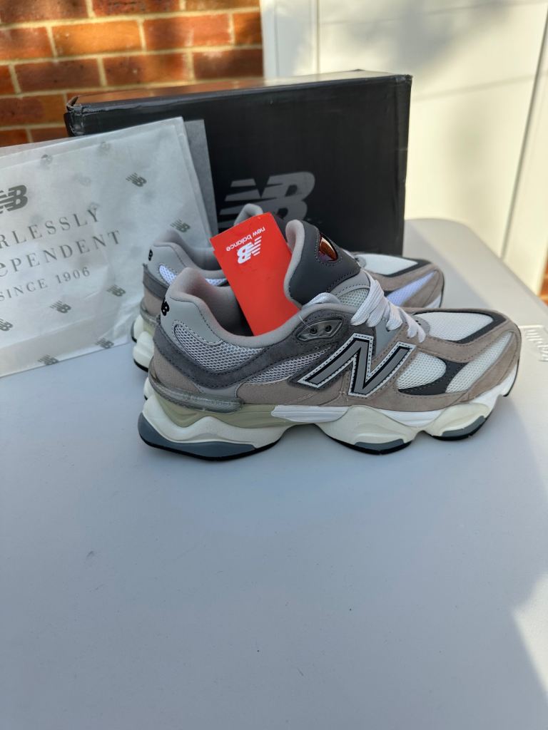 Men and women trainers 