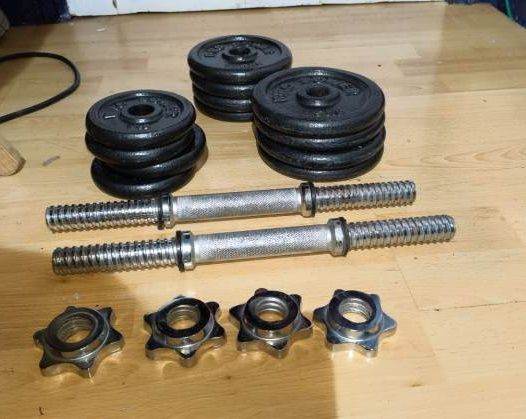 image for Metal dumbbell set. 4x 1kg, 4x 1.25kg, 4x 1.5kg plates. 1.5kg bars.