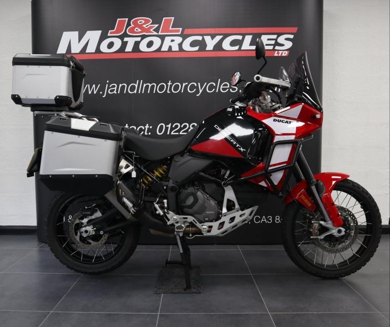 Ducati Desert X Discovery, Urban Pack,Remainder of Manufacturers 4 Year Warranty
