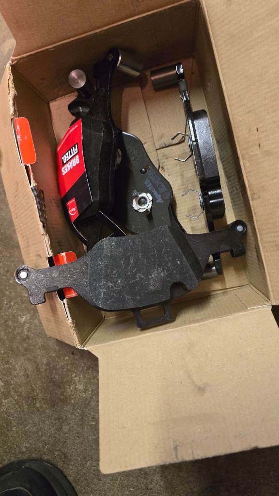 Brake Pad Front BMW 220, 320, 330, 430, 530, 730  Series PAD2187  Apec NEW