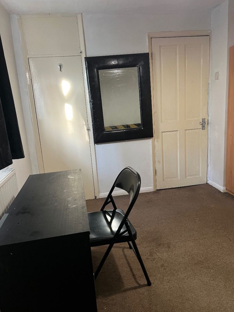 Double Room For Rent 