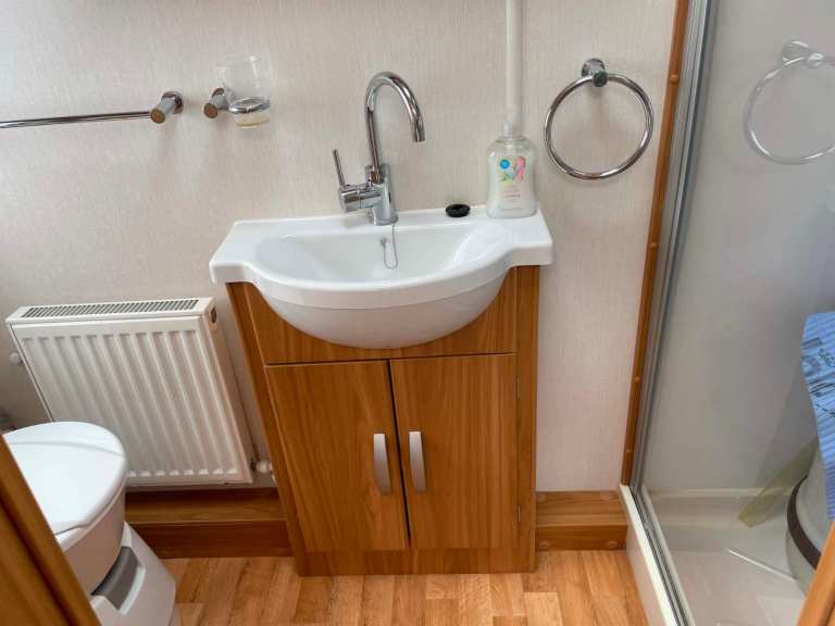 2013 Lunar Clubman 4 berth touring caravan