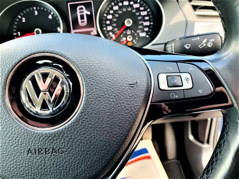 2015 15 VOLKSWAGEN PASSAT 1.6 TDI BLUEMOTION TECH S SALOON 4DR DIESEL MANUAL EUR