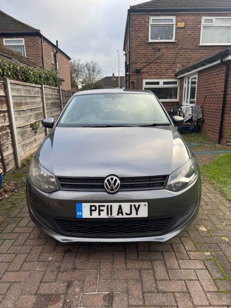 2011 Grey Volkswagen Polo