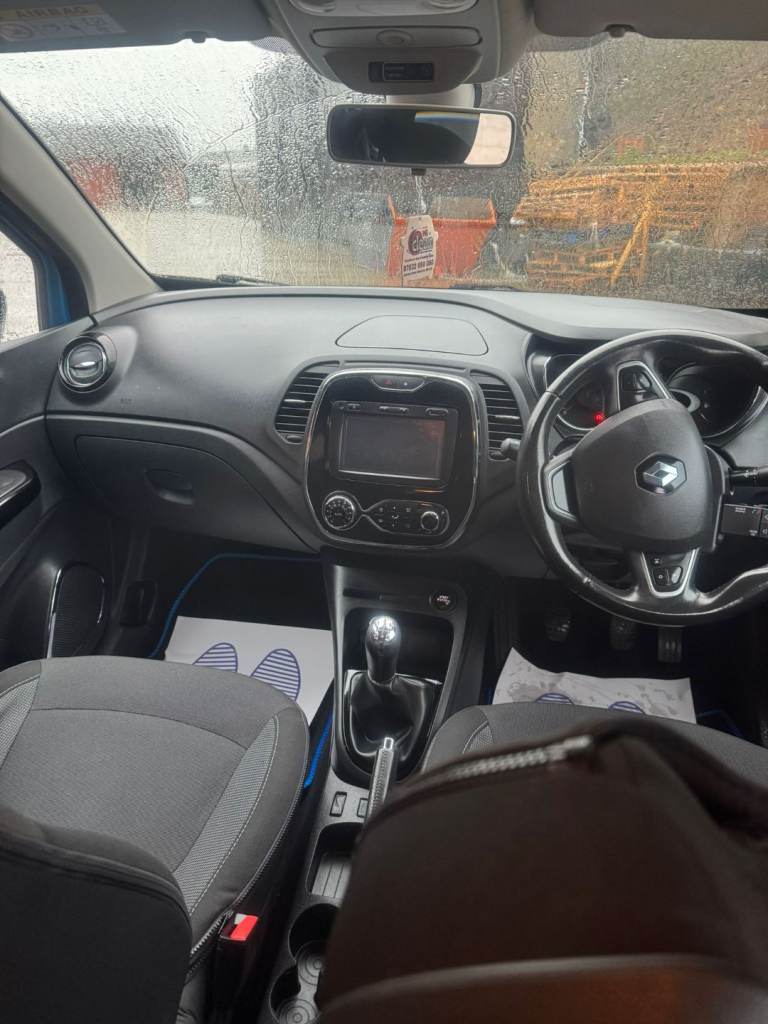Renault, CAPTUR, Hatchback, 2016, Manual, 898 (cc), 5 doors