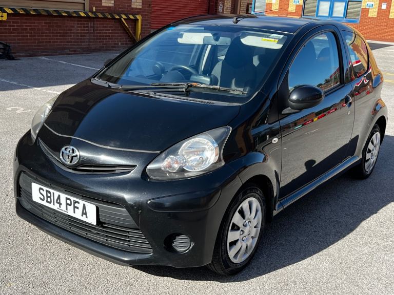 Toyota, AYGO, Hatchback, 2014, Manual, 998 (cc), 3 doors
