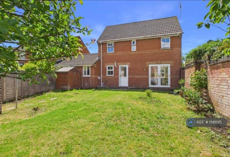 3 bedroom house in Cooks Way, Hatfield, AL10 (3 bed) (#1561195)
