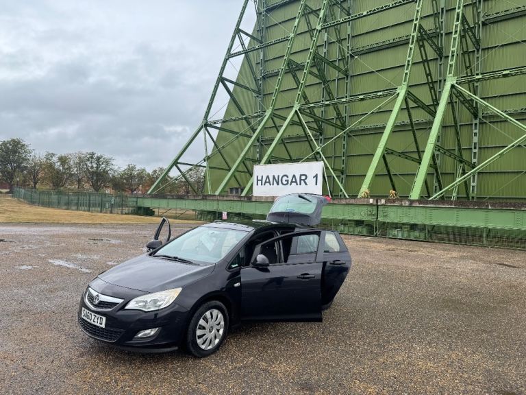 Vauxhall, ASTRA, Hatchback, 2010, Manual, 1598 (cc), 5 doors