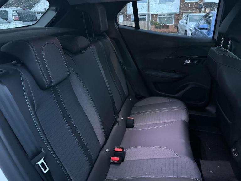 2021 Peugeot 2008 1.2 PureTech Allure 5dr HATCHBACK PETROL Manual