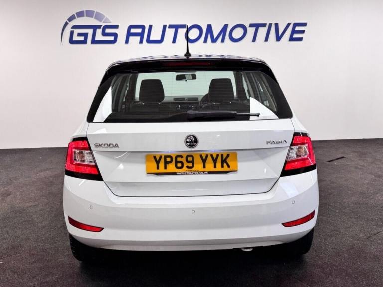2019 Skoda Fabia 1.0 COLOUR EDITION FIVE DOOR 60 BHP + PARKING SENSORS Hatchback Petrol Manual