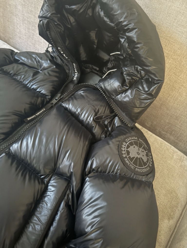 Black Canada Goose Crofton puffer Jacket Coat (Black Label ) Size M Medium
