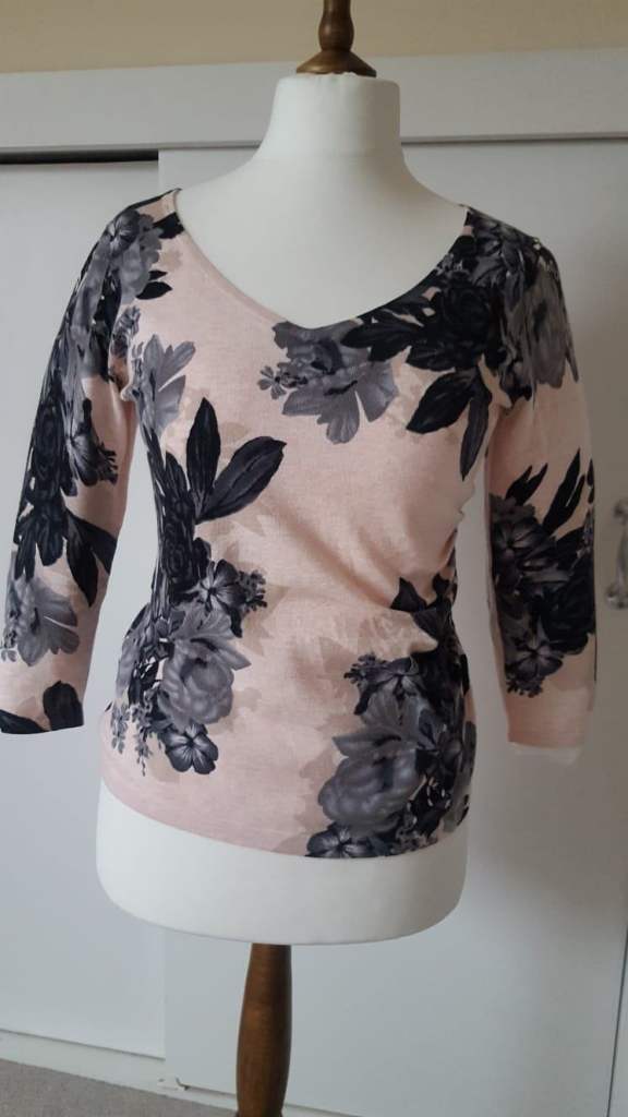 Phase Eight top size 14