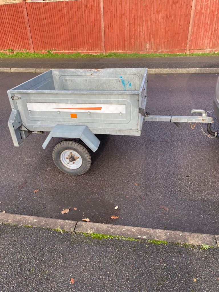 Erde 122 tipping trailer 