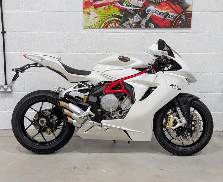 2016 MV Agusta F3 675 - RARE, GORGEOUS, LOW MILES, WARRANTY