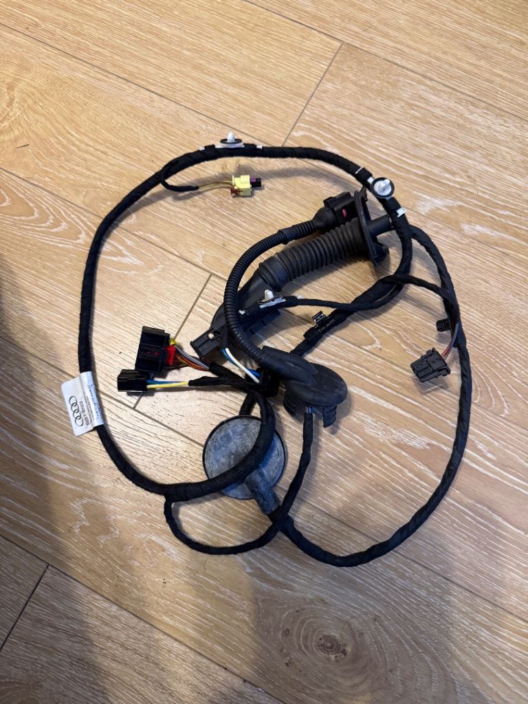 Audi A1 8X Front Drivers Side Door Wiring Loom - 8X0971029D